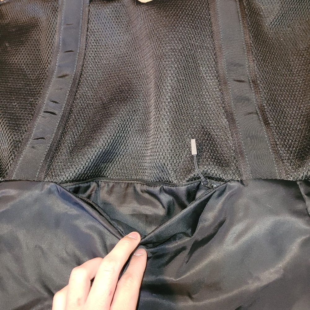 lululemon workout tote - Picture 9 of 10